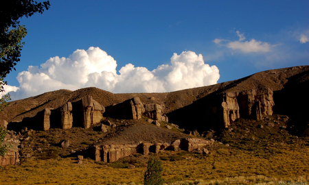 Sorprendentes castillos formados por la naturaleza en Mendoza Sorprendentes castillos formados por la naturaleza en Mendoza