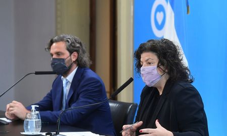 La ministra de Salud dijo esta mañana que cada vacuna que llega al país está en constante movimiento. La ministra de Salud dijo esta mañana que cada vacuna que llega al país está en constante movimiento.