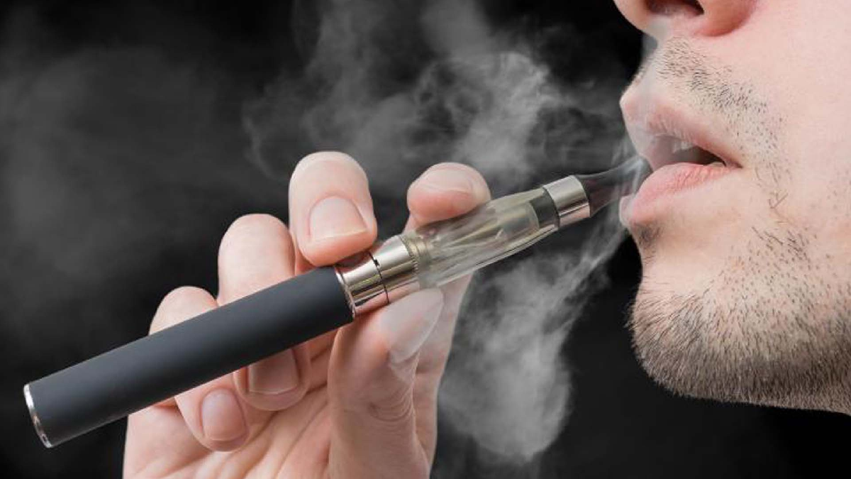 Investigadores de la Universidad de Johns Hopkins determinaron que las sustancias químicas de algunos vaporizadores contienen más de 2 mil componentes desconocidos.