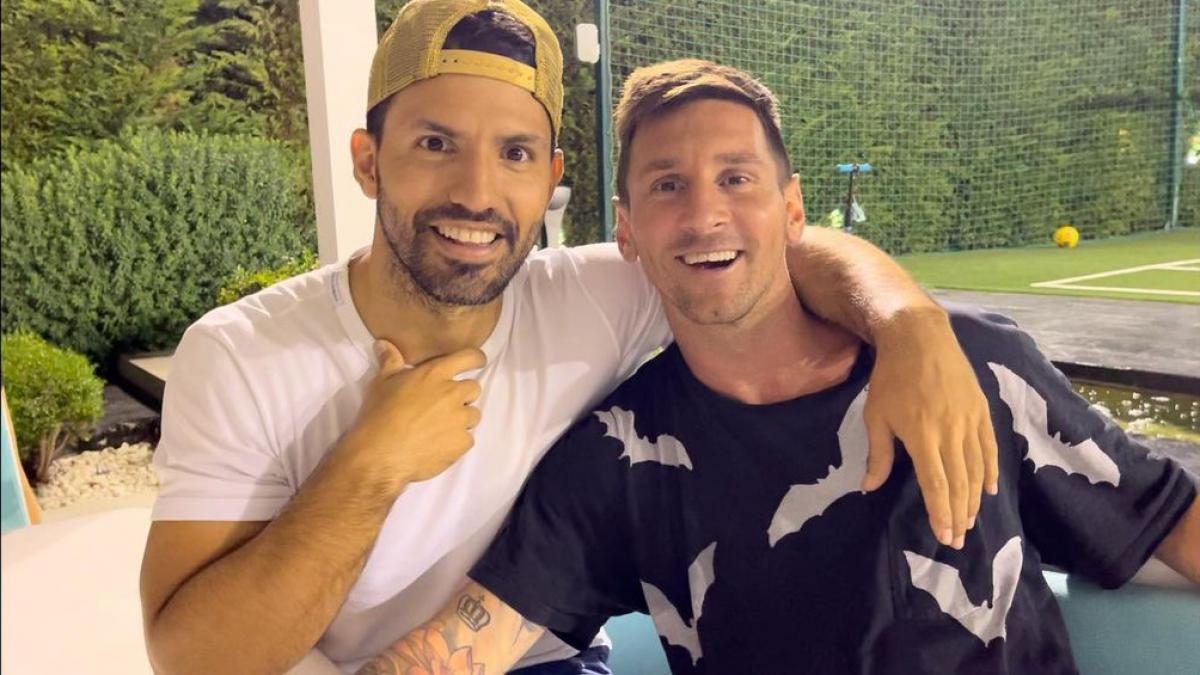 Sergio Agüero y Lionel Messi, amigos de toda la vida. Sergio Agüero y Lionel Messi, amigos de toda la vida.