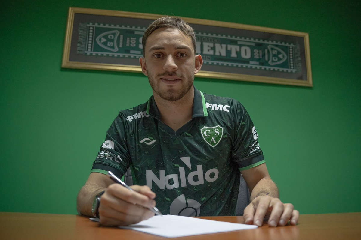 Nahuel Gallardo firmó contrato con Sarmiento de Junín. Nahuel Gallardo firmó contrato con Sarmiento de Junín.