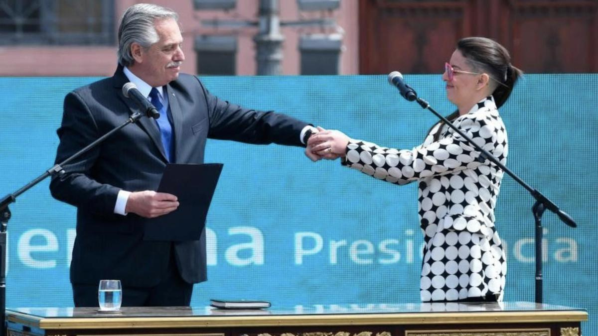 El presidente Alberto Fernández se solidarizó este sábado con la ministra de las Mujeres