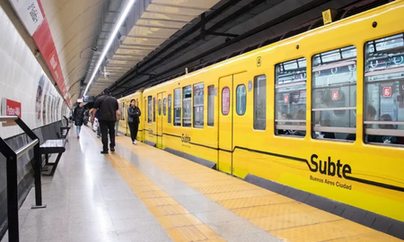 Los viajes en subte pueden salir gratis gracias a los beneficios de pago sin contacto con tarjetas y celular. Los viajes en subte pueden salir gratis gracias a los beneficios de pago sin contacto con tarjetas y celular.