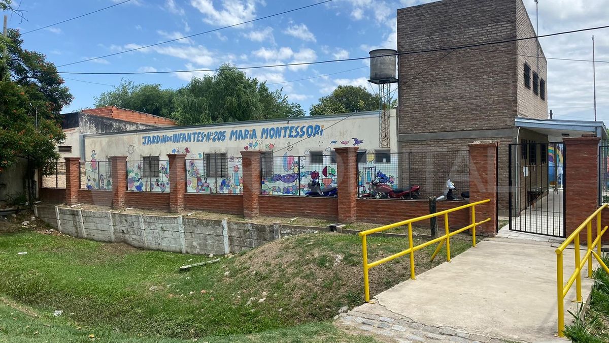 Robaron en el Jardín Montessori de Alto Verde.