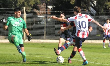 Jerónimo Domina marcó dos goles en medio de la incógnita de su futuro en Unión. Jerónimo Domina marcó dos goles en medio de la incógnita de su futuro en Unión.