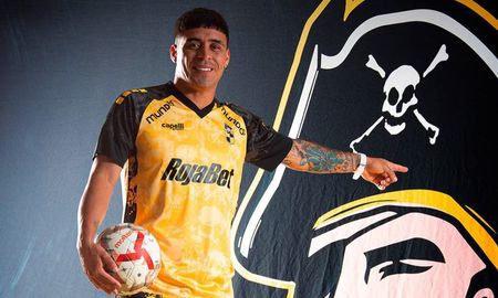 Brian Fernández pegó el portazo y deja de ser jugador de Coquimbo Unido. Brian Fernández pegó el portazo y deja de ser jugador de Coquimbo Unido.