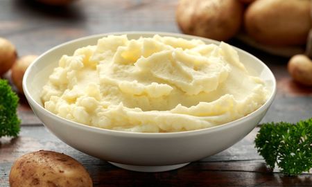 Clásico de la cocina casera, el puré de papas se destaca como el acompañamiento ideal para todo tipo de comidas. Clásico de la cocina casera, el puré de papas se destaca como el acompañamiento ideal para todo tipo de comidas.