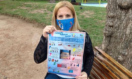 Pulseras Azules en un proyecto que lleva adelante María José Robles, mamá de un niño que sufre Trastorno del Espectro Autista (TEA) Pulseras Azules en un proyecto que lleva adelante María José Robles, mamá de un niño que sufre Trastorno del Espectro Autista (TEA)