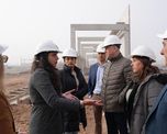 La secretaria de Asuntos Penales del Ministerio de Justicia y Seguridad de Santa Fe, Lucía Masneri, junto con el secretario de Relaciones Internacionales de la Provincia, Claudio Díaz, y el secretario de la Unidad Ejecutora en Infraestructura, Diego Leone, recibieron este martes a una delegación de funcionarios de la República de Chile La secretaria de Asuntos Penales del Ministerio de Justicia y Seguridad de Santa Fe, Lucía Masneri, junto con el secretario de Relaciones Internacionales de la Provincia, Claudio Díaz, y el secretario de la Unidad Ejecutora en Infraestructura, Diego Leone, recibieron este martes a una delegación de funcionarios de la República de Chile