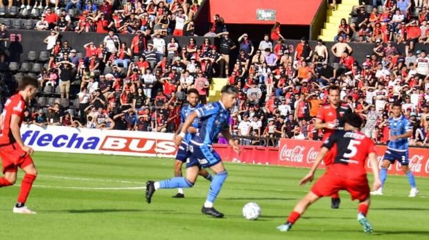 En Colón se retiraron lesionados Nicolás Fernández y Brian Farioli luego del partido ante San Telmo y se aguardan por los resultados médicos.
