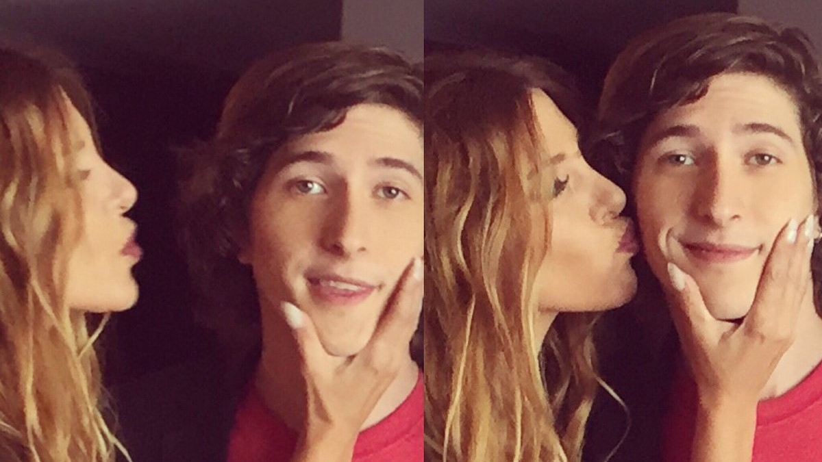 M&oacute;nica Ayos y su hijo