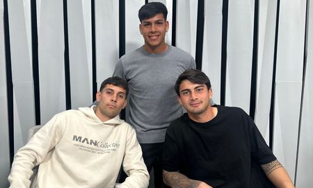 Picech, Ojeda y Berasi, tres de los juveniles de Colón que jugarán por Copa Santa Fe ante Unión. Picech, Ojeda y Berasi, tres de los juveniles de Colón que jugarán por Copa Santa Fe ante Unión.