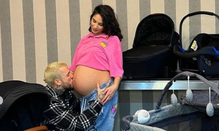 La hija de la pareja disfruta de todos los lujos. La hija de la pareja disfruta de todos los lujos.