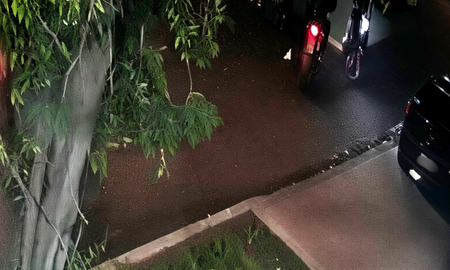 Un policía bonaerense mató a un ladrón de 15 años e hirió a otro tras un intento de robo. Un policía bonaerense mató a un ladrón de 15 años e hirió a otro tras un intento de robo.