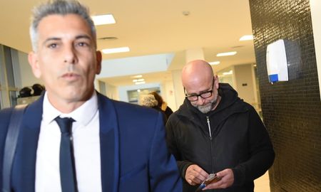 Patricio Serjal, previo a ingresar a la sala de audiencia donde se realiza el juicio. Patricio Serjal, previo a ingresar a la sala de audiencia donde se realiza el juicio.