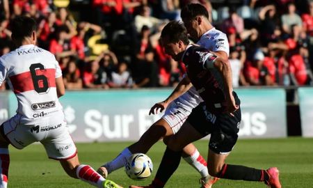 Colón vs. Deportivo Morón por la Primera Nacional. Colón vs. Deportivo Morón por la Primera Nacional.