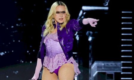 Madonna denunció que le quitaron prendas de su archivo personal tras su presentación en California.