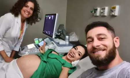 Médicos quemaron el tumor de un bebé dentro útero para poder salvar la vida