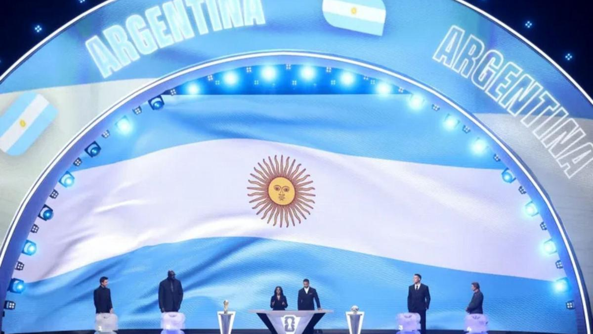 Argentina defenderá su corona en Norteamérica la Scaloneta ya se prepara para el debut mundialista. Argentina defenderá su corona en Norteamérica la Scaloneta ya se prepara para el debut mundialista.