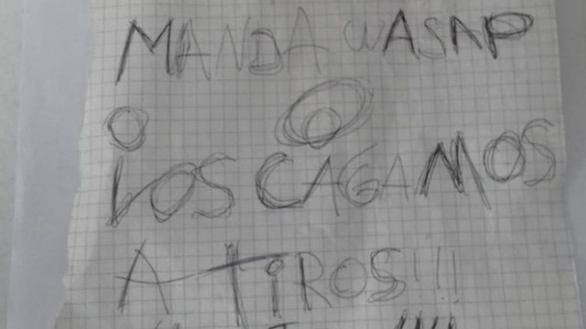 Manda wasap o los cagamos a tiros, la amenaza a un joven rosarino