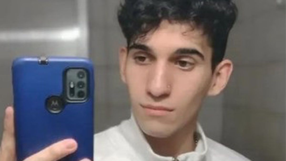 Lautoro Alvaredo, el joven de 19 años, estuvo internado con muerte cerebral desde hace 12 días. Lautoro Alvaredo, el joven de 19 años, estuvo internado con muerte cerebral desde hace 12 días.