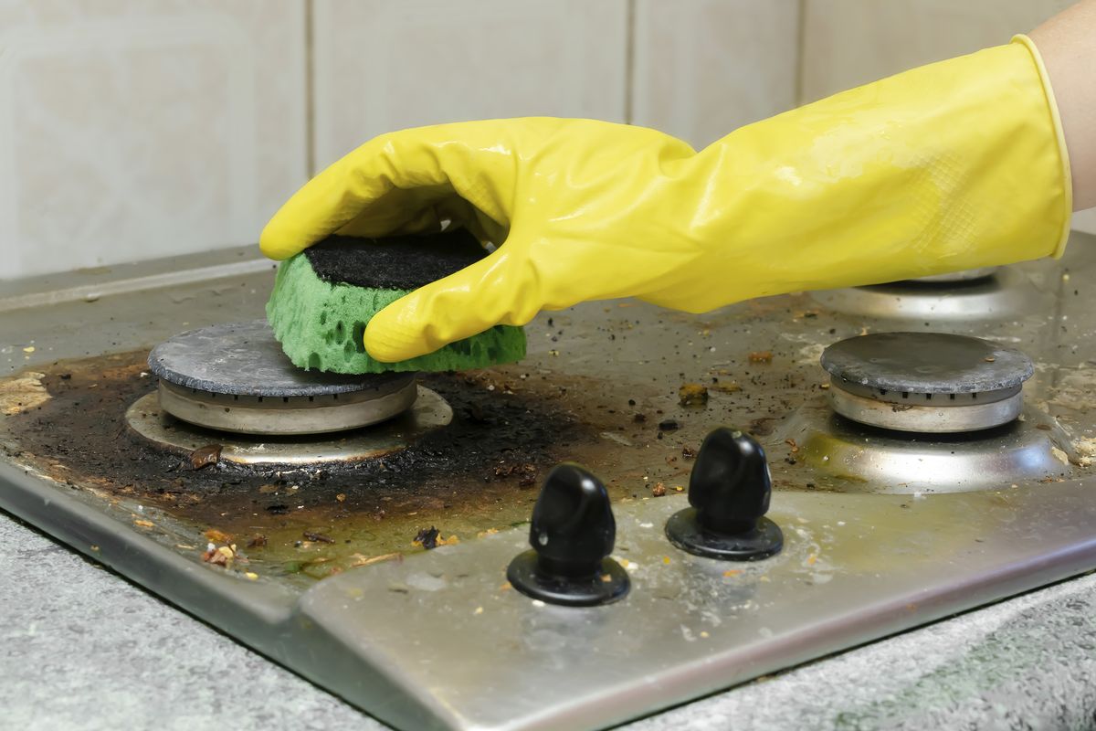 Este truco casero combina ingredientes accesibles y logra una limpieza profunda sin químicos fuertes.