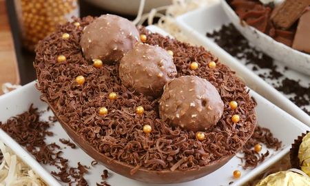 Huevo de Pascua relleno. Huevo de Pascua relleno.