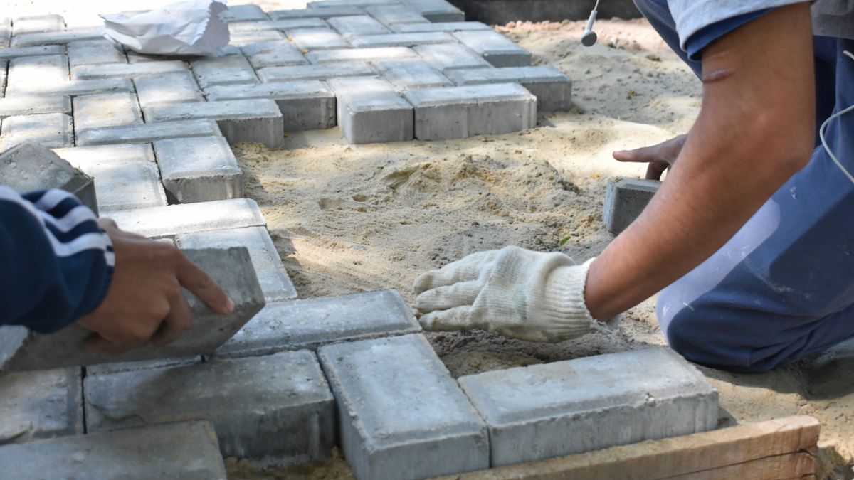 En los últimos 12 meses, ingresaron 16.325 trabajadoras y trabajadores. 