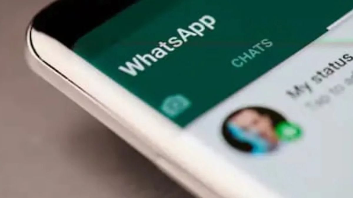 Qué significa tener siempre la misma foto de WhatsApp, según la psicología.