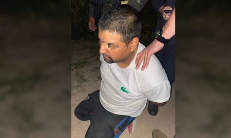 Un camionero fue detenido por el asesinato de una travesti en Ensenada, Buenos Aires. Un camionero fue detenido por el asesinato de una travesti en Ensenada, Buenos Aires.
