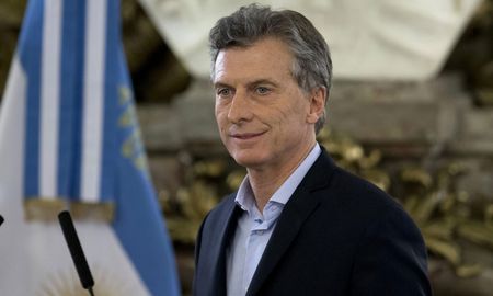 macri avanza con un nuevo plan de recortes en la administracion macri avanza con un nuevo plan de recortes en la administracion