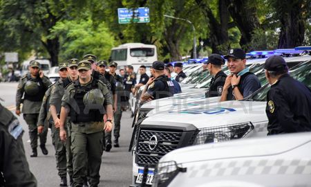 La Provincia de Buenos Aires envió refuerzos a Rosario. La Provincia de Buenos Aires envió refuerzos a Rosario.