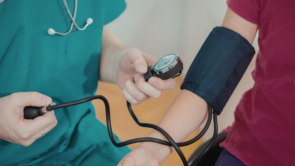 Controlar la presi&oacute;n es clave en mayores de 60 a&ntilde;os.