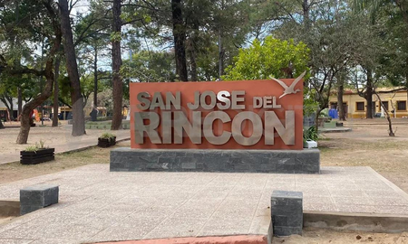 San Josédel Rincón celebra este domingo sus 445 años con una gran fiesta en la Plaza Central. San Josédel Rincón celebra este domingo sus 445 años con una gran fiesta en la Plaza Central.