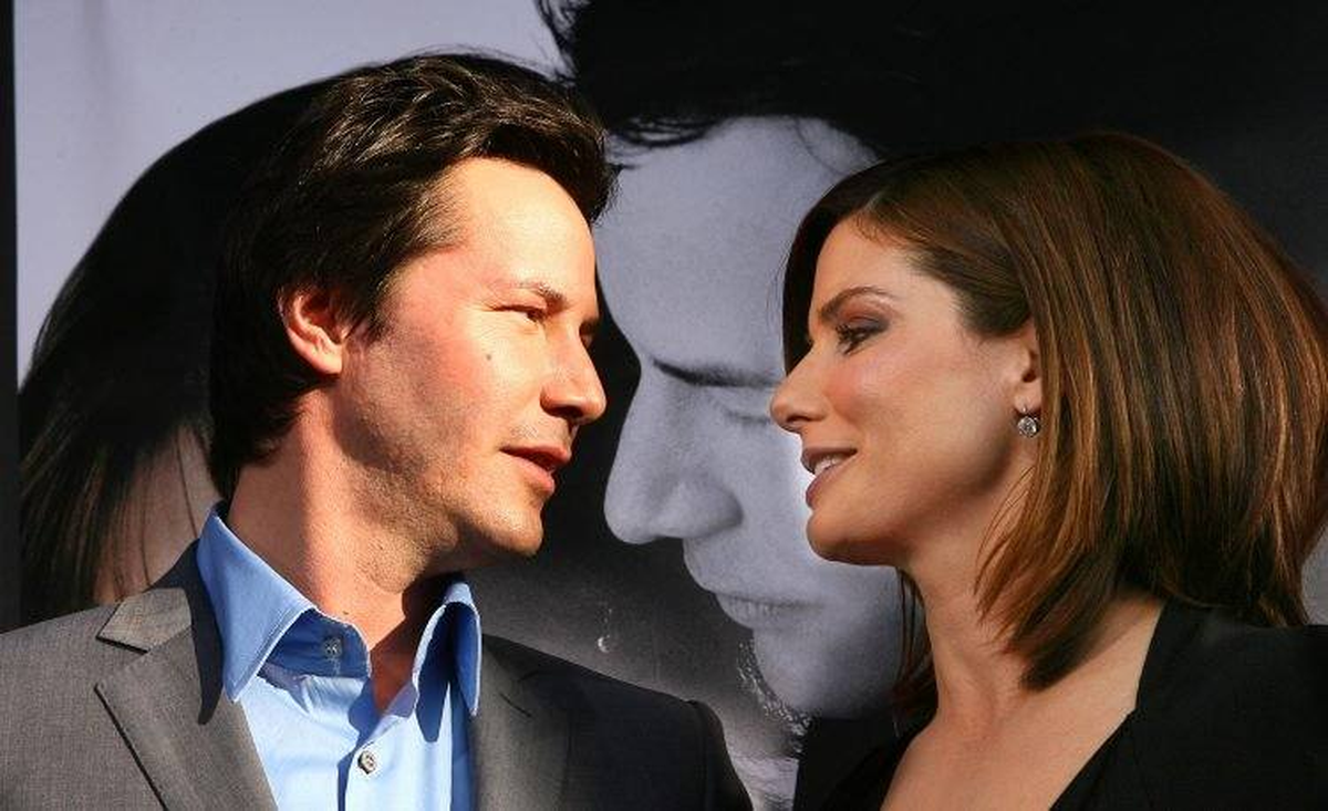 Keanu Reeves y Sandra Bullock son muy buenos amigos.