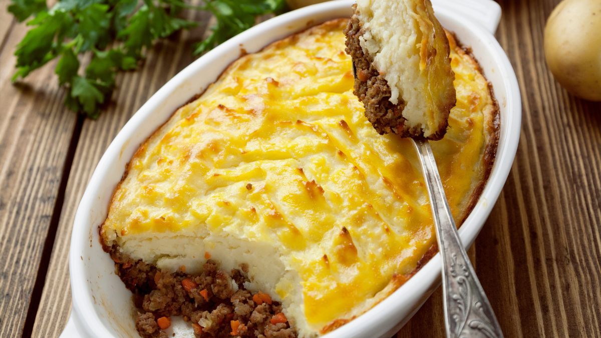 Esta versión de pastel de papas se prepara completamente en sartén. Esta versión de pastel de papas se prepara completamente en sartén.