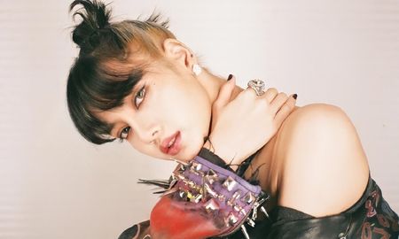 MONEY de Lisa se convirtió en la canción de un artista solista de Kpop que más rápido llegó a los 100 millones de reproducciones en la plataforma. MONEY de Lisa se convirtió en la canción de un artista solista de Kpop que más rápido llegó a los 100 millones de reproducciones en la plataforma.