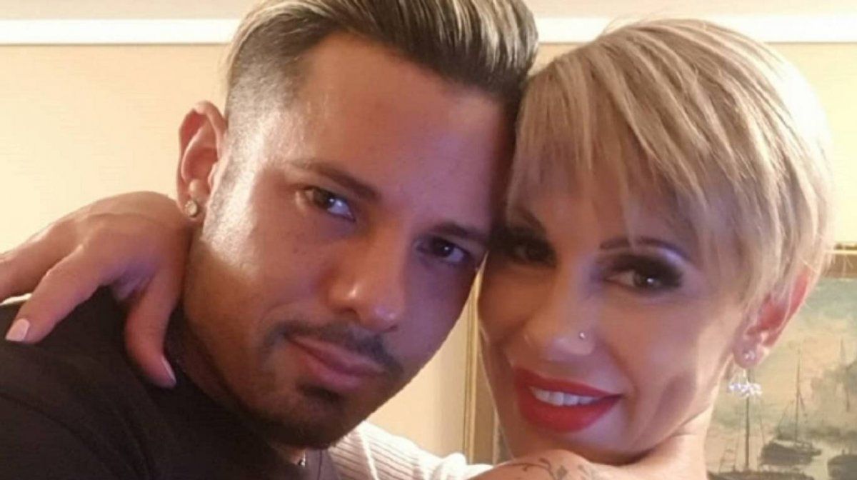 Mónica Farro se casó con Leandro Herrera en 2019.