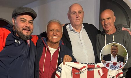 El mensaje de Claudio Tapia a Luis Spahn tras su reelección como presidente de Unión El mensaje de Claudio Tapia a Luis Spahn tras su reelección como presidente de Unión