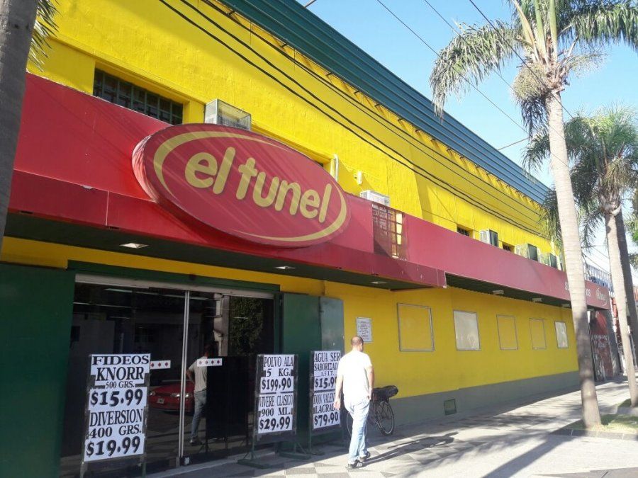 Hoy cumple 50 años El Túnel, uno de los supermercados ícono de la ciudad