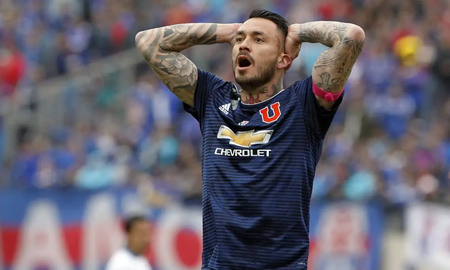 Mauricio Pinilla fue delantero de la Selección de Chile. Mauricio Pinilla fue delantero de la Selección de Chile.