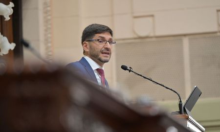 Maximiliano Pullaro abrió las sesiones en la Legislatura de Santa Fe con un enérgico discurso. Maximiliano Pullaro abrió las sesiones en la Legislatura de Santa Fe con un enérgico discurso.