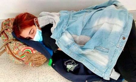 Con covid y sin una cama, la foto de Lara que mostró la crudeza la pandemia en Santa Fe. Con covid y sin una cama, la foto de Lara que mostró la crudeza la pandemia en Santa Fe.