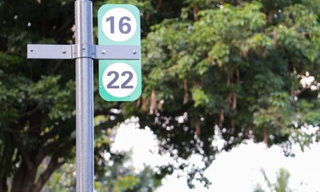 La línea 22 de colectivos en Santa Fe tiene un trazado estratégico que permite la conexión de puntos clave de la ciudad. La línea 22 de colectivos en Santa Fe tiene un trazado estratégico que permite la conexión de puntos clave de la ciudad.