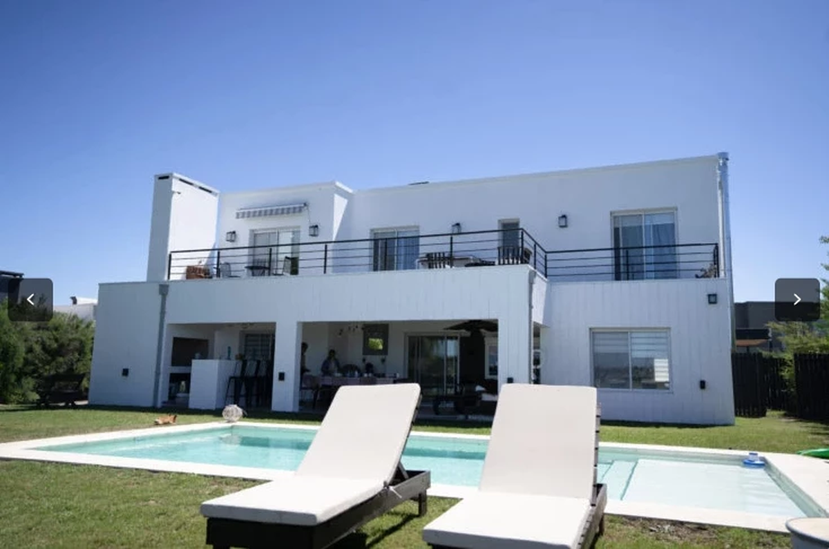 La vista trasera de la casa de Nicole Neumann. 