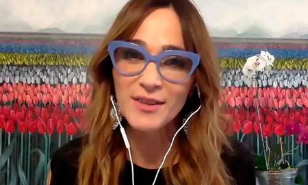 Vero Lozano haciendo el programa desde la casa Vero Lozano haciendo el programa desde la casa