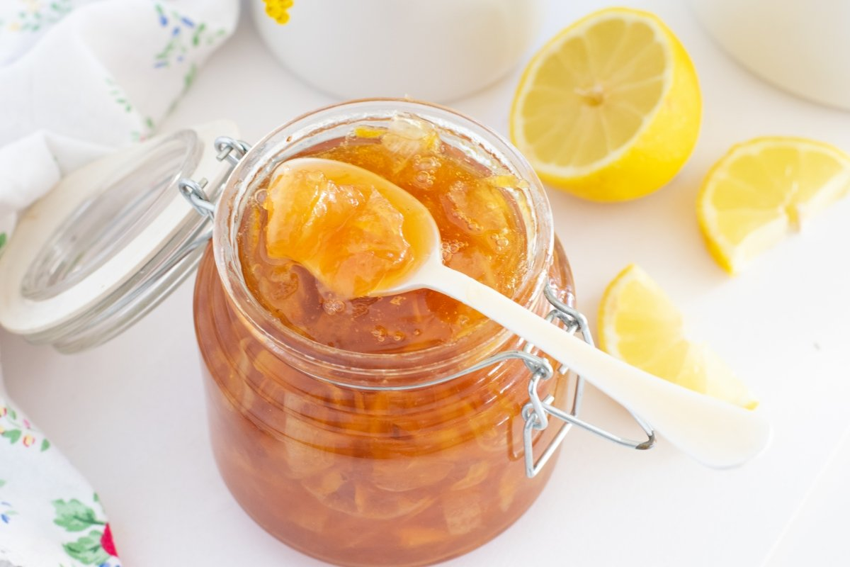 La mermelada de limón sin azúcar es muy sencilla de hacer y lleva pocos ingredientes. La mermelada de limón sin azúcar es muy sencilla de hacer y lleva pocos ingredientes.