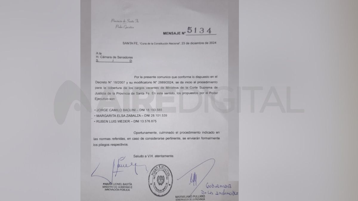 El mensaje del gobierno de la provincia de Santa Fe ingresó a la Legislatura este lunes por la mañana. El mensaje del gobierno de la provincia de Santa Fe ingresó a la Legislatura este lunes por la mañana.