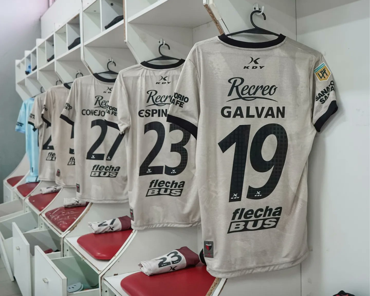 Colón debutará de local en el torneo ante Gimnasia y Esgrima. Foto: Club Colón.