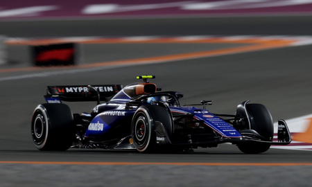 El argentino y su compañero de Williams, Alex Albon fueron sancionados por cambios realizados en sus monoplazas. El argentino y su compañero de Williams, Alex Albon fueron sancionados por cambios realizados en sus monoplazas.